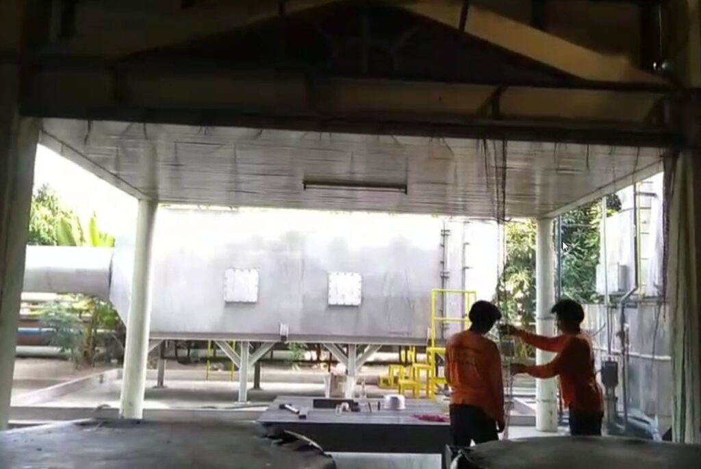 ติดตั้งประตูตาข่ายกันนก